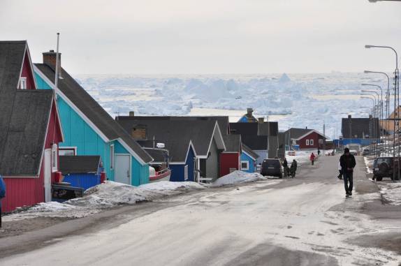A rua principal de Ilulissat, na Groelândia